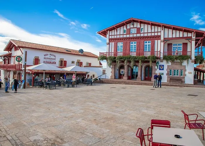 Canape Chez L'habitant, 300m Et Centre Du Village * Bidart